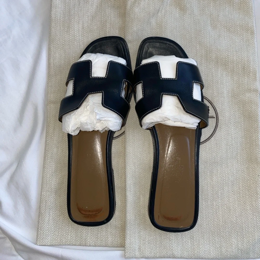 Hermes Black Oran Sandals size 37 - Picture 1 of 13